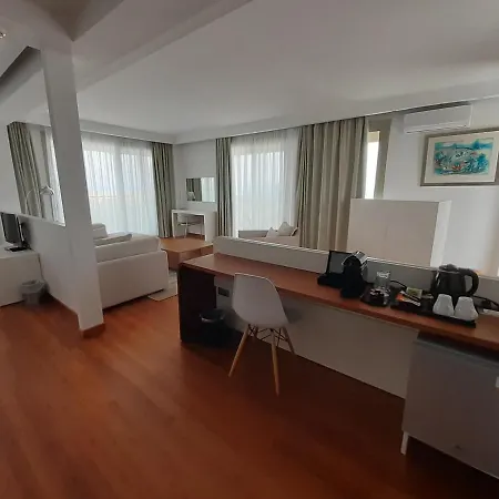 Ξενοδοχείο Buca Beachclub (adults Only) 5*